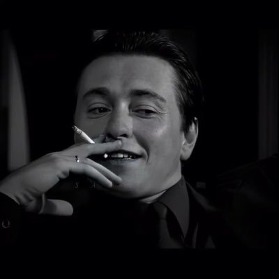 onscenee's profile picture. watch me dropship