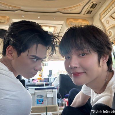 knpwthtun's profile picture. 