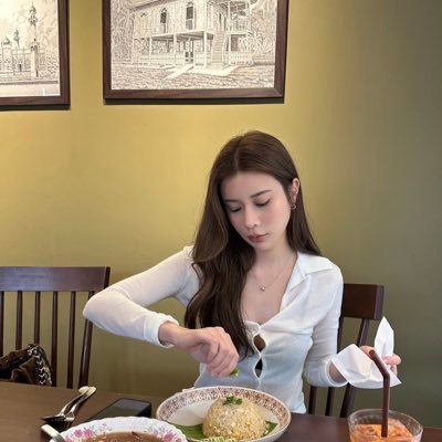 junexjan's profile picture. wlw • 9779 • c-drama; cortis & t-pop