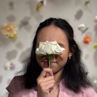 Aloediee's profile picture. lover era mode | 🩺