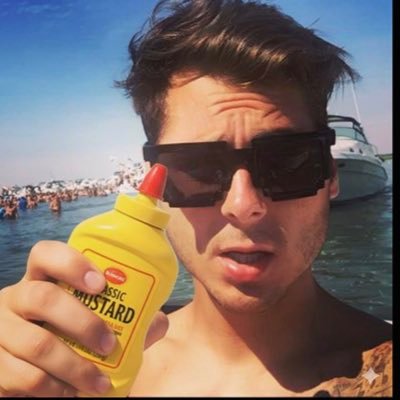 SheepleShunner's profile picture. 🕳️𓂃 🐇་༘࿐ Truth over propaganda