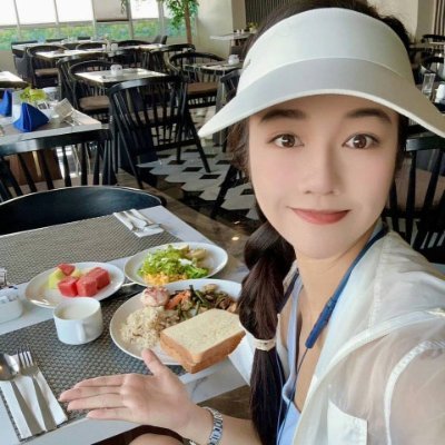 Rizaresther's profile picture. Don't watch the clock; do what it does. Keep going. – Sam Levenson