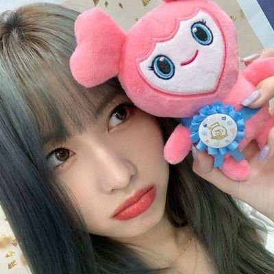 hiraimuse's profile picture. momo? momo!! momo...