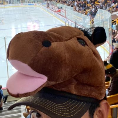 Joshysan10's profile picture. • WMU ‘19 • Back in the ‘10s, I was a very famous tour guide