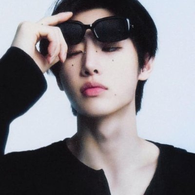 kngan_psh's profile picture. bay acc @Khanhngan_0908 rùiii =(((
mng fl chéo giúp tui vớiii