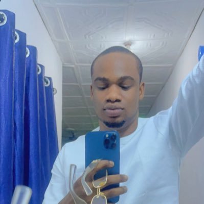 AbidemiAbi37255's profile picture. 