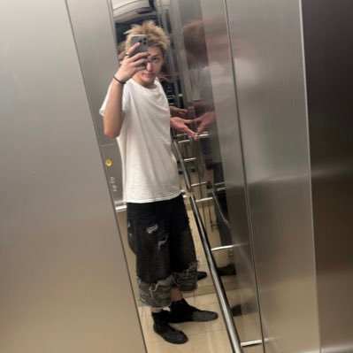 yuki___uki's profile picture. 콜팃