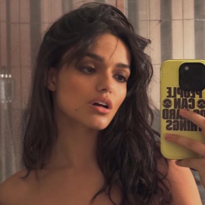 koiaeykoijai's profile picture. 