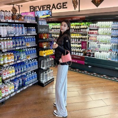 rockergirl_e's profile picture. 