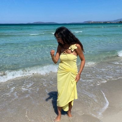 Rojkrd's profile picture. 🗺️ Passionnée de voyage et de sport | J’aime la géopolitique | RH