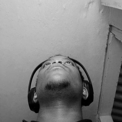 MeyaNyakal25300's profile picture. 