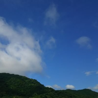 mirura10932's profile picture. 成人済み。浮上率は低め。無言フォロー&RP失礼します。たまにアニメ・ゲームのことも。RPに対する感想多めです
戦隊→85・97・99・06・12・13・🚂・🛞・💍/単車→🍊・🐰・😈/光の戦士→🔥💧🍬が推し。
今は指輪の🦁🦖同盟コンビが好き