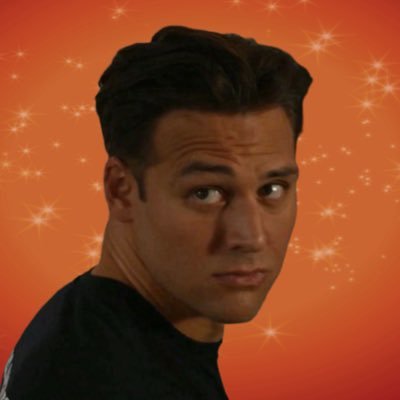 divadiaz118's profile picture. 