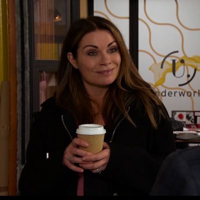angstyswarla's profile picture. Protect Carla Connor at all costs | 27 | 🏳️‍🌈