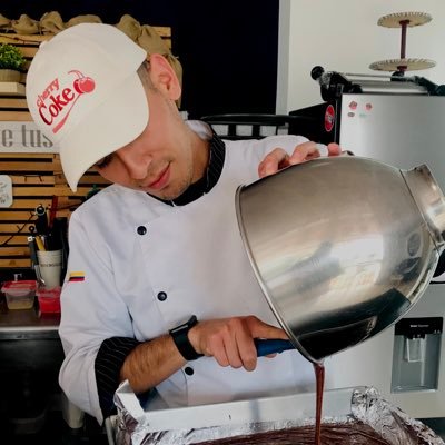 DaniKapi's profile picture. 🤳 Tecnólogo en control de Calidad de alimentos, Gastrónomo Pastelero🧁
