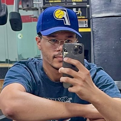 prezzynextdoor's profile picture. come on mane