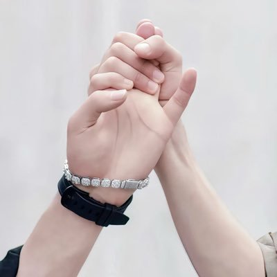 wuxisummer's profile picture. 🌅 Edits & Vibes 🎆