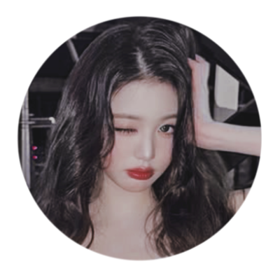 wonyougb's profile picture. ㅤִֶָ⁠   ࣪   ៸៸  원-영! a bunny, adorned in pastel dreams and lace, she glimmers like stardust spun in silk   ๋࣭  ⭑