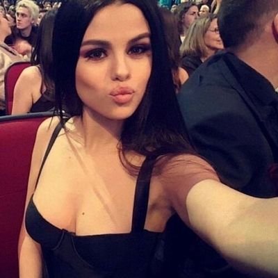 revivalgomez_'s profile picture. @selenagomez 🖤