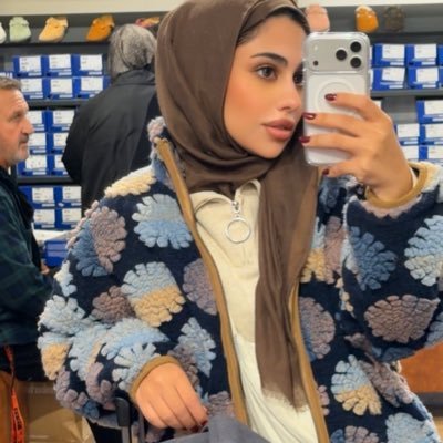 Fajer_alash's profile picture. |Environmental engineer👷🏽‍♀️|UK Graduate🇬🇧| PAAF |💍❤️ 👼🏻Layan - Maryam & Maria