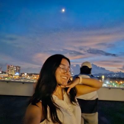 whosale0's profile picture. 🦷💜