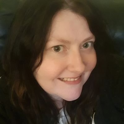 xSuzyJS79x's profile picture. 🪬🍉