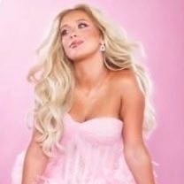 b1ttersuite's profile picture. miss universe enthusiast ౨ৎ sweetener’s #1 defender