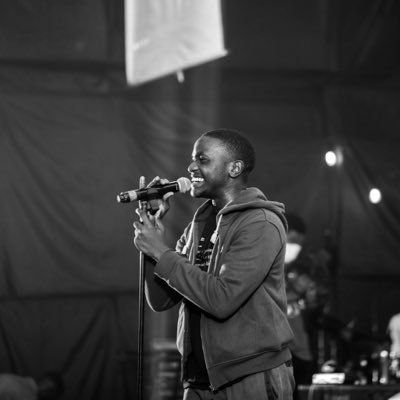 thelogoligi's profile picture. “Pay close attention”