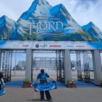 orioriJam's profile picture. SJK(08)
Mrs. GREEN APPLE💚💚
ｾﾞﾝｼﾞﾝ7/6、ﾌｨﾖﾙﾄﾞ7/27、ﾊﾞﾍﾞ10/26参戦済