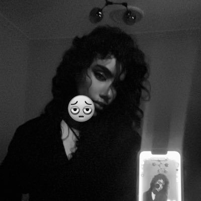 qli9v's profile picture. 