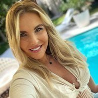 rondereza's profile picture. Beauty, cosmetics and personal care, Real estate.