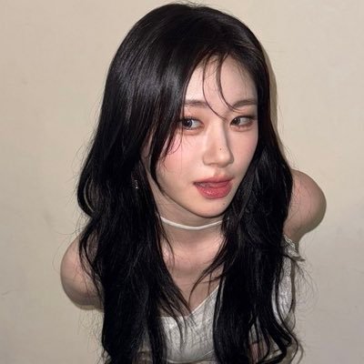 itzylovemy's profile picture. 🦊