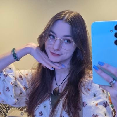 flowersforbandy's profile picture. 🌸 MountainBandy 🌸 Shiny Hunter 🌸 6 time 3 segment Dudunsparce Champion 🌸 I make videos sometimes