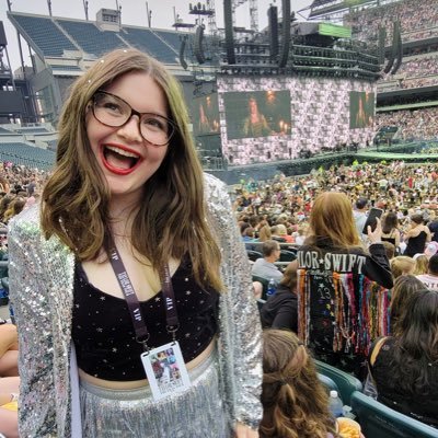 jocelynlovestay's profile picture. 🪩🦋💌🎀🍀🌻| eras philly🪩 sc x1💌 lost maroon x10