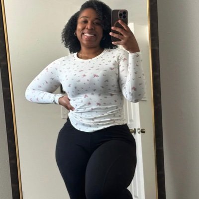 c00lnancy17996's profile picture. 