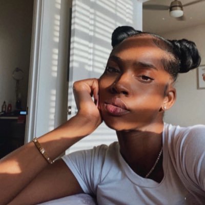 QueenK222's profile picture. 🌼