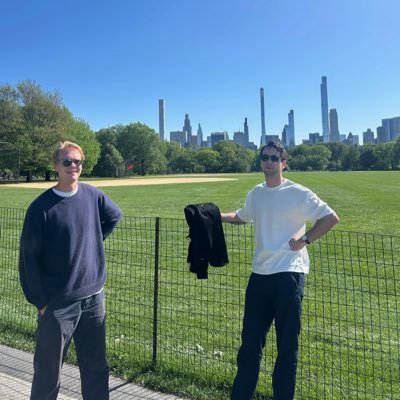 charleschris27's profile picture. dutch/ european vc