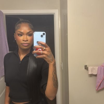 shadesofyoungt's profile picture. 