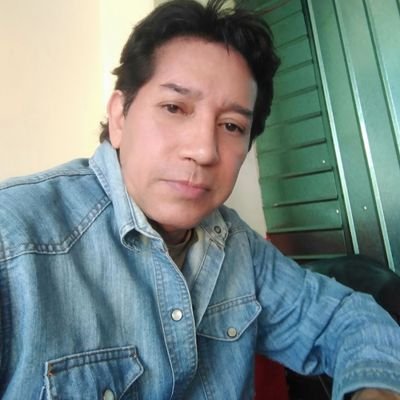 vicben66293415's profile picture. 