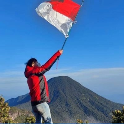 _Isa_indonesia's profile picture. 起業家|元ボクサー|ファスティングコンサルタント|世界二位の日系メーカー🇮🇩拠点→山梨移住🇯🇵|自然の恵みを生かしたウェルネス・オートファジー×食改善プログラム開発|無理のないデトックスダイエット知識|1週間〜1カ月で-3kg🏋️暇があれば登山。