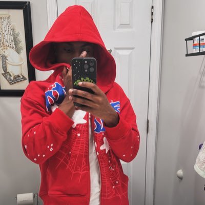 Lilbibb008's profile picture. @lilbibb008 , FLYHIGHBIBBY 🖤. #LONGLIVEBIGBEE🅱️❤️ LL$HYMONEYGREEN 💚$ LLFLOCK💔