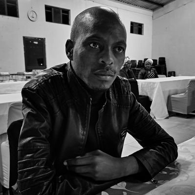 shadmafirenyika's profile picture. English Literature graduate//  Health and Safety Officer// Author// Freelance Editor and Writer