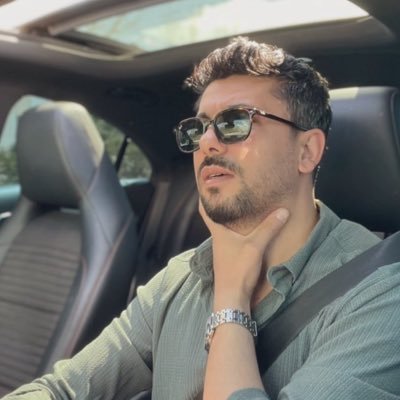 powerukr's profile picture. Karanlık bir yerde olduğunda gömüldüğünü düşünürsün,aslında ekilmişsin.