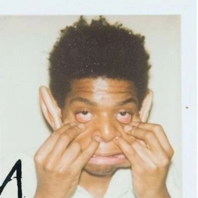 obariajisemi's profile picture. Sitting on a chair somewhere above earth doing some crazy shii!!!!