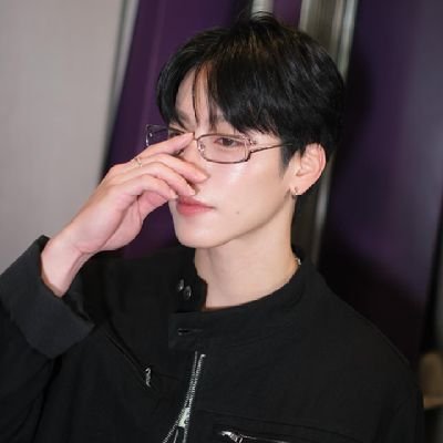 kimi_yw's profile picture. ⨀  ∘  ᴀᴄᴄᴏᴜɴᴛ ᴅᴇᴅɪᴄᴀᴛᴇᴅ ᴛᴏ  🥢
 ʏɪɴᴡᴀʀ 🇦🇷  𐔌՞. .՞𐦯                      
⏰ᴘᴏʟɪᴄᴇ ɪɴ ʟᴏᴠᴇ // 2026 .