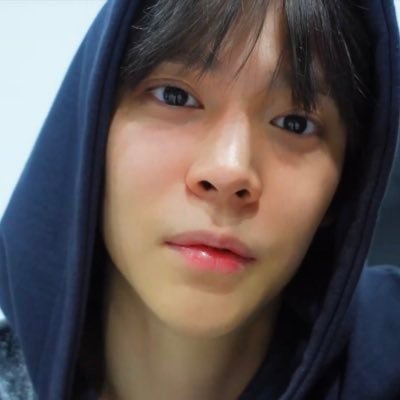 hotnerdses's profile picture. dnf