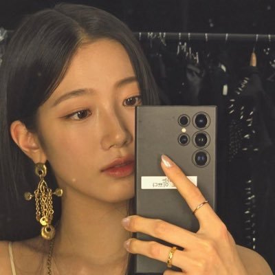 kseokjints's profile picture. guilty pleasure never killed nobody 드셔봐