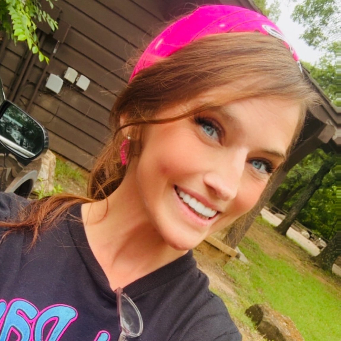 dbl3Frpx3's profile picture. 