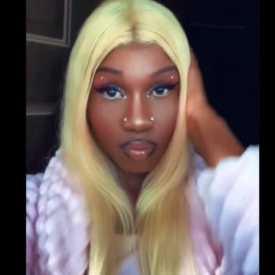 tgirljaii's profile picture. 🏳️‍⚧️Vers Queen💝LEO ♌️ 🐆 My DM Is For BUYERS 👻:thequeenjalen📸:queenjalenn 👸🏾👑💕🌸 No OF 🚫 DM For Full Videos👀 & FT Shows🥳