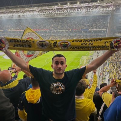 KoraySemiz5's profile picture. 🇦🇱 GENÇ FENERBAHÇELİLER⚔️